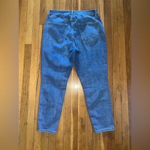 Sonoma Curvy Skinny High Rise Jeans- size 14R soft stretch medium to light wash